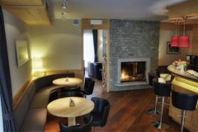 Italský hotel Maribel s barem